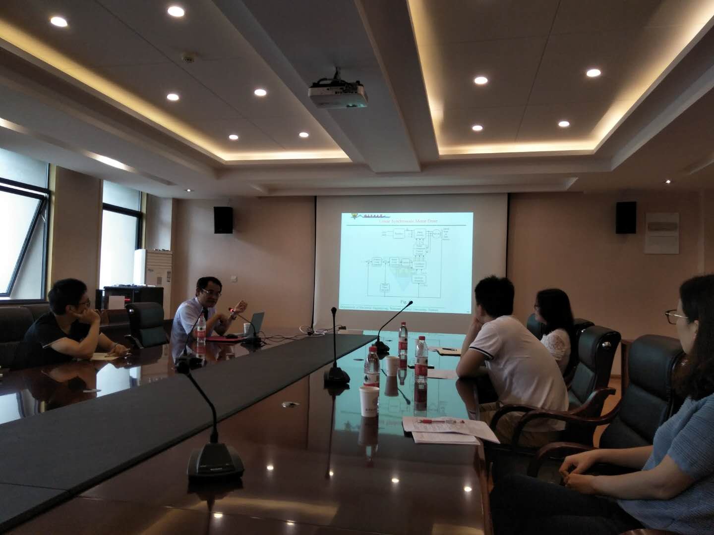 sc_050823_054684.jpg 2.jpg