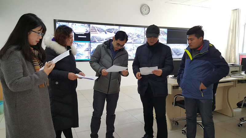 2018-2-26-新学期课堂一派生机盎然-伟德国际1946源自英国开学查课纪实 (3)_副本.jpg